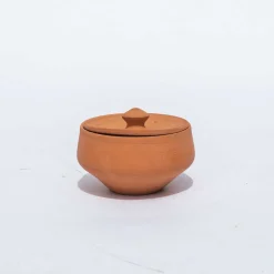 Alcantara Frederic Pot w/ Lid