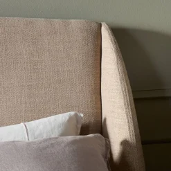 Altair Bed