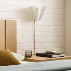 Anais Plug-In Sconce (8")