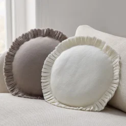 Box Pleat Round Pillow