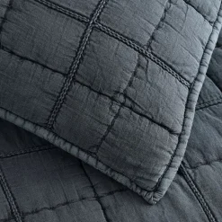 Braided Grid Quilt & Shams