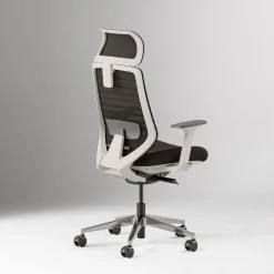 Branch Ergonomic Chair w/ Headrest