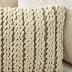 Chunky Cable Lumbar Pillow Cover