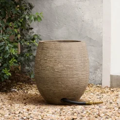 Curved Ficonstone Hose Storage