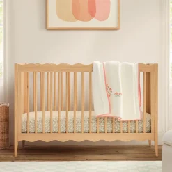Daisy Convertible Crib