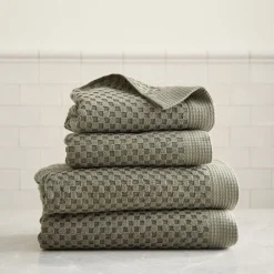 Elara Bath Towels