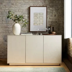 Emilia Buffet (54")