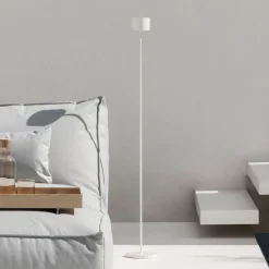 Farol LED Floor Lamp (45")