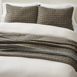 Gemma Reversible Print Mix Quilt & Shams