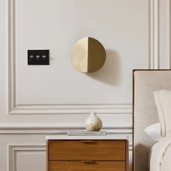 Laughton Pivot Sconce (11")