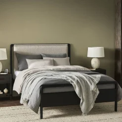 Magnolia Bed