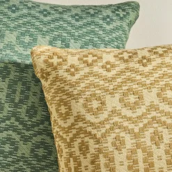 Outdoor Diamond Plaid Pillow