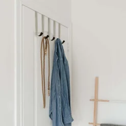 Over-The-Door Schnook Hanger