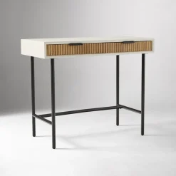 Quinn Mini Desk (37")