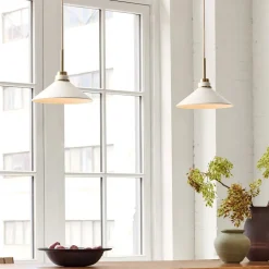 Roslyn Pendant (10"–22")
