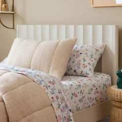 Scalloped Bed
