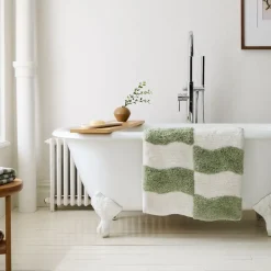 Wavy Blocks Bath Mat