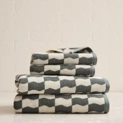 Wavy Blocks Towels