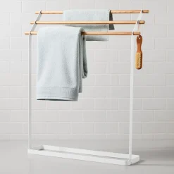 Yamazaki Standing Bath Towel Hanger