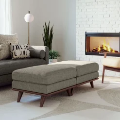 Zander Ottoman